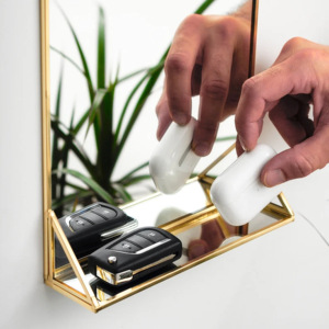 Handgemaakt Messing Goud Metaal Mini Opknoping Spiegelframe Modern Luxe Interieur Voor Slaapkamer Wanddecoratie Spiegel Met Mini Basissleutels