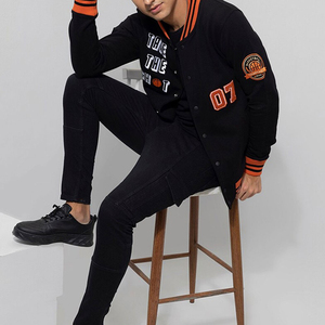 Nouvelle arrivée Veste de baseball classique en laine avec des patchs brodés Col montant Coupe confortable pour la saison hivernale - Product Image 4