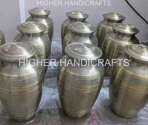 Urnas de Cremación Más Vendidas para Cenizas Humanas, Urnas Funerarias de Metal y Aluminio para Adultos, Suministros al por Mayor de la India - Product Image 5