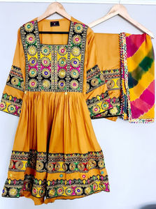 Robe afghane de mode en gros, longue, avec broderies et motifs, col montant, manches longues, ourlet évasé, pour mariage, soirée et fête - Product Image 5