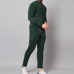 Survêtements pour hommes confortables et très demandés, en stock, à prix avantageux, coupe classique. - Product Image 6