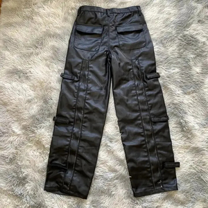 Pantalones ajustados elásticos negros de piel sintética para hombre de negocios al por mayor, pantalones ajustados elásticos para hombre, pantalones brillantes de cuero antiarrugas - Product Image 5