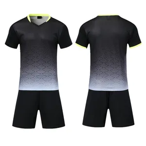 新款运动服足球服定制标志运动服套装高品质足球服和短裤