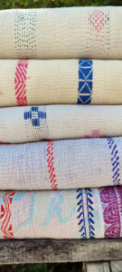 Couette Kantha en coton indien, couvre-lit, couvre-lit, couvre-lit vintage fait à la main - Product Image 4