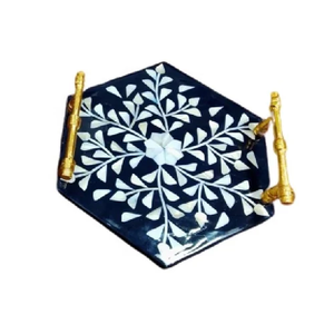 Bandejas decorativas inspiradas en patrones clásicos para el hogar, centro de mesa blanco elegante, bandeja versátil de nácar para decoración moderna del hogar - Product Image 2