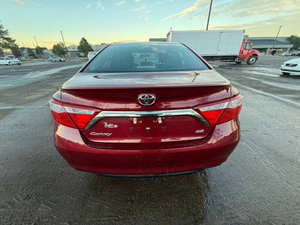 Auto Usado Económico Toyota Camry 2017 con Volante a la Izquierda - Product Image 6