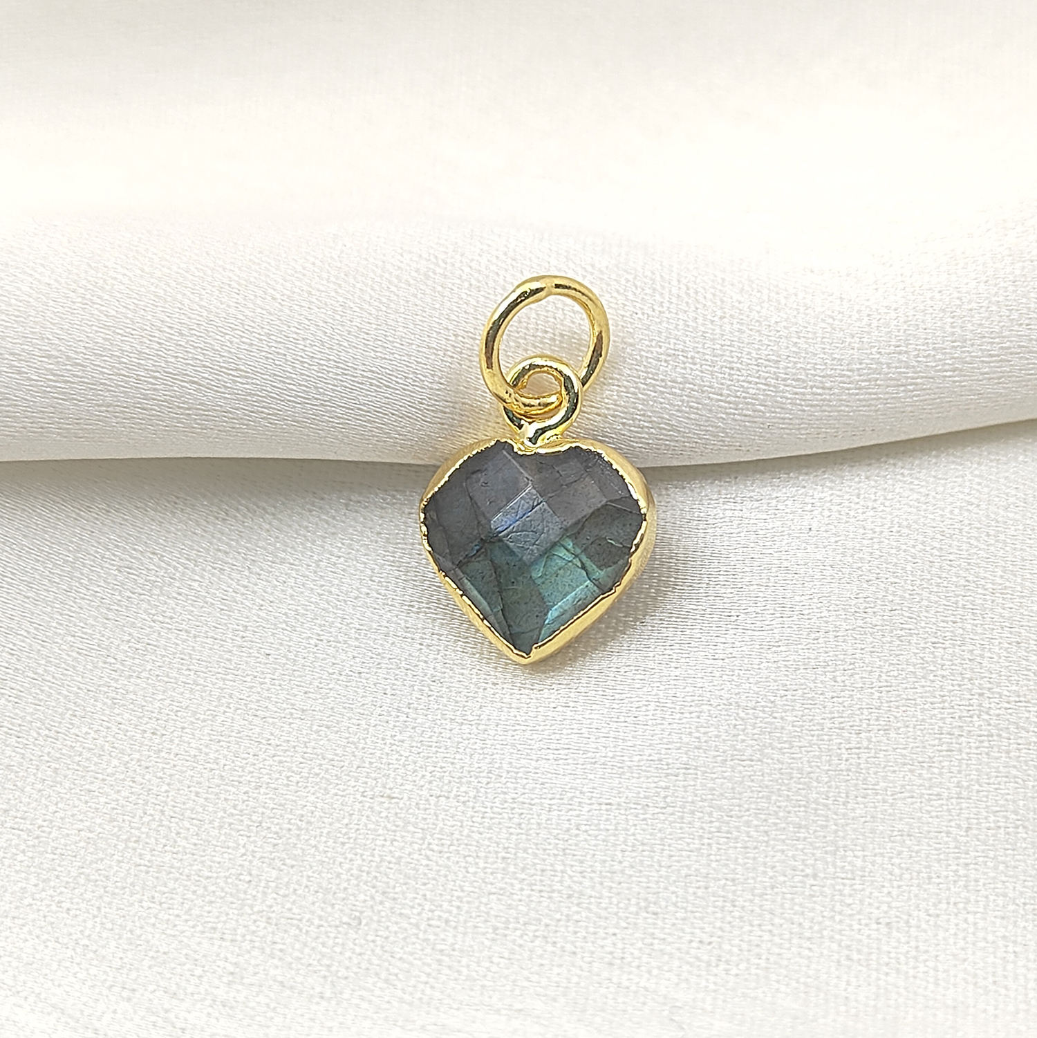 ลาบราดอไลท์