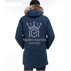 Tendance industrielle Parka à capuche pour hommes Veste couette imperméable écologique entièrement chaude Pakistan Service OEM personnalisé - Product Image 2