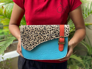 Nouveau sac à bandoulière de Style occidental pour femmes, sac à bandoulière en cuir recyclé fait à la main avec imprimé Animal - Product Image 4