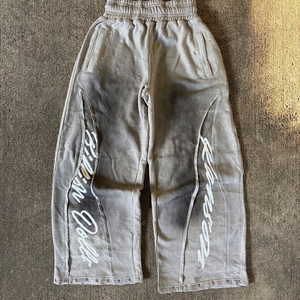 Conjunto Deportivo Unisex de Invierno, Estilo Urbano, Algodón Sólido, Estilo Jogger, Lavado Desgastado, Sudadera con Capucha y Pantalones Deportivos con Pedrería - Product Image 3