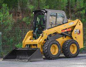 Chargeuse compacte sur pneus diesel 226D3 d'occasion, chargeuse frontale, capacité nominale de 200 tonnes, moteur, boîte de vitesses, roulement et pompe haute performance - Product Image 1