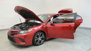 Toyota Camry SE 2019, Tracción Delantera, Caja de Cambios Manual, Turbo, con Neumáticos R18, Cámara Trasera, Interior Claro, Nuevo Estado, Gasolina - Product Image 6