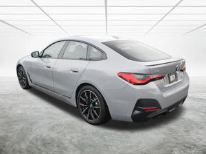 <span class=keywords><strong>BMW</strong></span> <span class=keywords><strong>i4</strong></span> xDrive40 Coupé 2024 d'occasion en PARFAIT ÉTAT – Prêt à être expédié dans le monde entier - Product Image 5