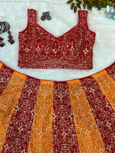 Celebridad inspirado multicolor secuencia trabajo Premium Faux Georgette bordado moda Lahenga Choli con blusa - Product Image 5