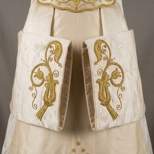 Hand Made Embroidery <b>Banner</b> Cream Gold Embroidered Liturgical Religious Church Vestment Church Processional Robe <b>Banner</b> - Product Image 2