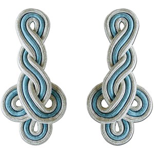 Trenzas de Trébol de Marruecos sobre Fieltro Rojo, Espadas con Cruz de Oro Británica, Epaulettes Ceremoniales, Ribete de Trenza Trenzada, Color Personalizado - Product Image 6