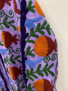 เสื้อโค้ทสั้นสีม่วงทำมือสไตล์วินเทจลายซูซานี เสื้อแจ็คเก็ตสั้นสำหรับฤดูหนาว เสื้อแจ็คเก็ตสั้น TNT สำหรับงานปาร์ตี้ ของขวัญสำหรับเธอ ไซส์เดียว - Product Image 3