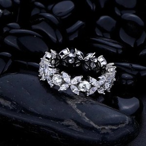 Anillo de compromiso de Plata de Ley 925 hecho a mano, color D, VVS, Moissanite, IGI, joyería nupcial certificada para boda, anillo elegante para mujer - Product Image 1