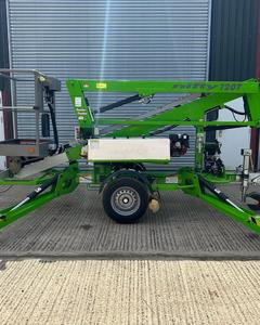 Plataforma elevadora diésel económica de 33.17m de altura de elevación, capacidad de 7000kg, tipo cherry picker, con control hidráulico. - Product Image 3