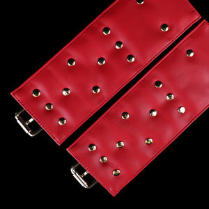 新しいデザイン安全パッド入りロック手首拘束力ソフトレザーBDSMリストカフスロックバックル付き大人用 - Product Image 2