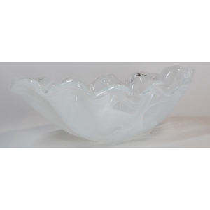 Jarrón de Vidrio Italiano de Alta Calidad en Forma de Barco para Decorar tu Hogar y Cualquier Habitación, con una Longitud de 27 cm en Color Blanco - Product Image 3