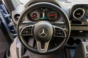 Vehículo Usado a Precio Accesible con Volante a la Izquierda |   Volante a la derecha |   2021 BENZ SPRINTER 2500 4×4 COLORSPACES STUDIO PRODUCTIONS VAN - Product Image 3