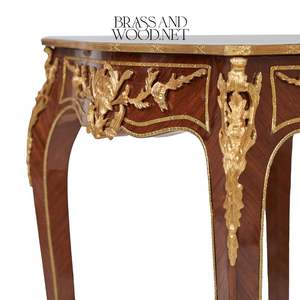 Mesa Auxiliar Cuadrada de Estilo Francés de Lujo con Incrustaciones Florales Intensas y Detalles Ornamentales de Latón Dorado para Decoración de Palacios - Product Image 6