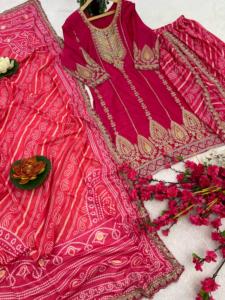 Elegantes trajes Dhoti con un intrincado trabajo de bordado perfecto para bodas y ocasiones especiales - Product Image 5