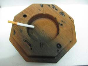 Cendrier en bois pour cigarettes et cigares – Design élégant et coupe-vent en bois avec compartiment amovible - Product Image 4