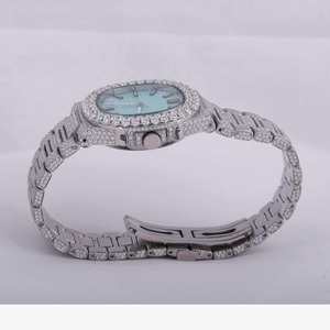 นาฬิกาประดับเพชรธรรมชาติหน้าปัดสีโทนสว่างสดใสสำหรับผู้ชายผลิตจากโรงงานโดยตรง - Product Image 5