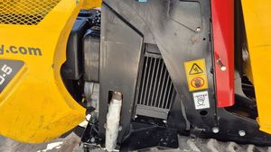 รถดัมพ์ตีนตะขาบ JCB HTD-5 มือสอง สำหรับขนส่งวัสดุในไซต์งาน - Product Image 5