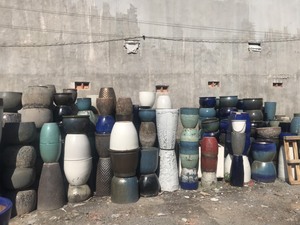 Rubí Linh-cerámica esmaltada para exteriores, Inventario a granel para macetas de cerámica vietnamita, venta al por mayor - Product Image 4