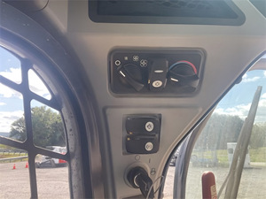 เครื่องจักรรถตัก232D รถตักตีนตะขาบ2018ที่มีส่วนประกอบหลักของปั๊มลูกปืนเครื่องยนต์ - Product Image 6