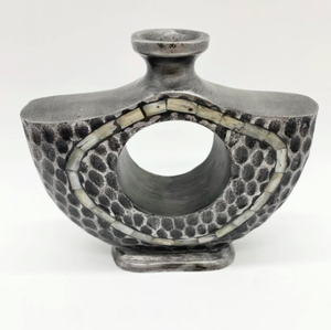 Vase à fleurs moderne en aluminium martelé, design embossé, pour accessoires de décoration de mariage, qualité supérieure, vase à fleurs en métal - Product Image 2