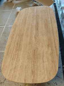 Table basse scandinave NORDICA à nervures avec plateau en marbre et base en bois, design ovale moderne, décorative, faite à la main, plateau relevable - Product Image 4