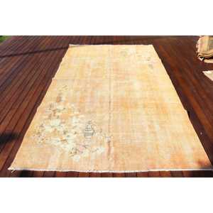 พรมวินเทจตุรกี ขนาด 5.5x9 ฟุต ลายดอกไม้สีส้ม - Product Image 1