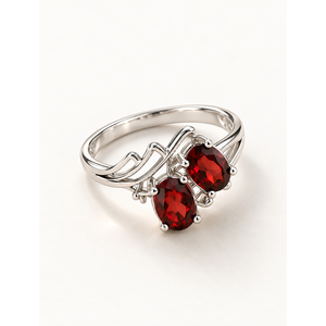 Bague pour homme en rhodium plaqué avec grenat marquise, pierre précieuse naturelle taille ovale, bijoux fins - Product Image 1