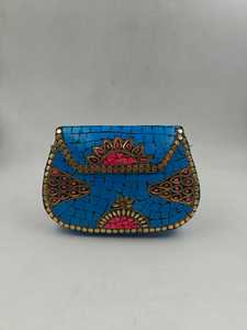 Bolsas de mosaico de metal hechas a medida en colores azul y rojo ideales para tiendas de accesorios de moda para reventa - Product Image 5