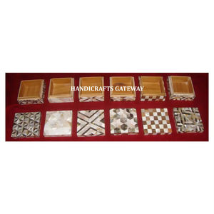 Boîtes à bijoux de forme carrée en nacre faite à la main en bois incrusté de conception unique pour la décoration intérieure et la fabrication de cadeaux - Product Image 1