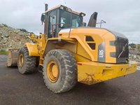 Gebrauchter Volvo Radlader L80 L90 L105 L120 L150 L180 Original Frontlader Mit Wesentlichen Motor- und Pumpenkomponenten