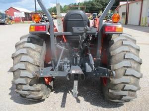 Tracteur agricole MX6000HST 100HP 4WD avec pompe de boîte de vitesses et roulement - Product Image 2
