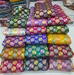 Tela Jacquard Dola Suave Personalizable para Venta al por Mayor, Tela Jacquard Dola Ligera para Mujer - Product Image 3