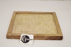 Bandeja de madera en forma cuadrada Diseño liso personalizado para cocina Hogar Restaurante Placa de madera cuadrada al precio más bajo Tradnary Pvt Ltd - Product Image 4