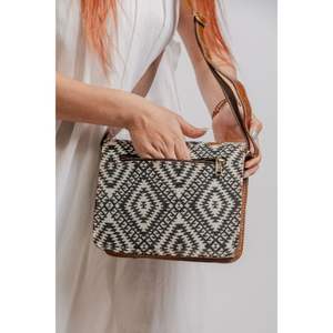 2025 Designer 100% en cuir véritable femme bandoulière sacs à main et sacs à main couleur unie selle rabat sacs pour femmes sac à main - Product Image 4