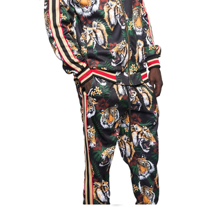 ชุดวิ่งจ๊อกกิ้งสำหรับผู้ชายชุดวอร์มสำหรับใส่เล่นกีฬากำหนดโลโก้ได้เอง - Product Image 5