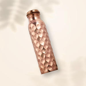 Bouteille d'eau en cuivre martelé de qualité supérieure soutien de désintoxication de l'eau alcaline naturelle et belle d'Inde avantages pour la santé en métal - Product Image 4