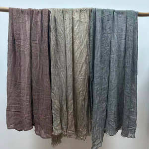 Écharpes et châles traditionnels en coton et mousseline de soie pour femmes musulmanes SIDDIQUI HOSINEX - Longueur longue, motif uni, coupe-vent, respirant - Product Image 3