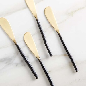Couteau à fromage en or avec manche en brindille noire plaqué or avec manche rustique couteau à fromage en gros et outils d'épandage - Product Image 1