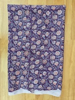 Tissu en coton imprimé à la main à motifs floraux violets, textile botanique indien fait main pour robe, Kurti, décoration intérieure