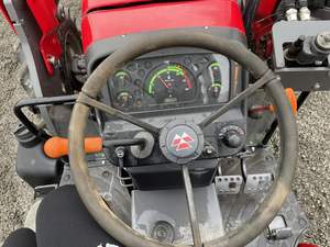 Tractor Massey Ferguson 2607H 2022 para agricultura y ganadería con protector de parrilla, 60 CV, en venta - Product Image 2